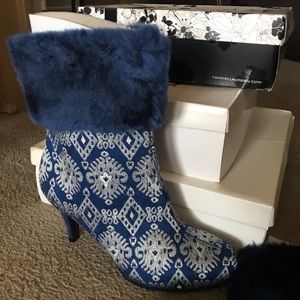 HOLIDAY SALE marked as 10% Ashro Blue & Silver Faux Fur Boots Sizes 8.5M 10M